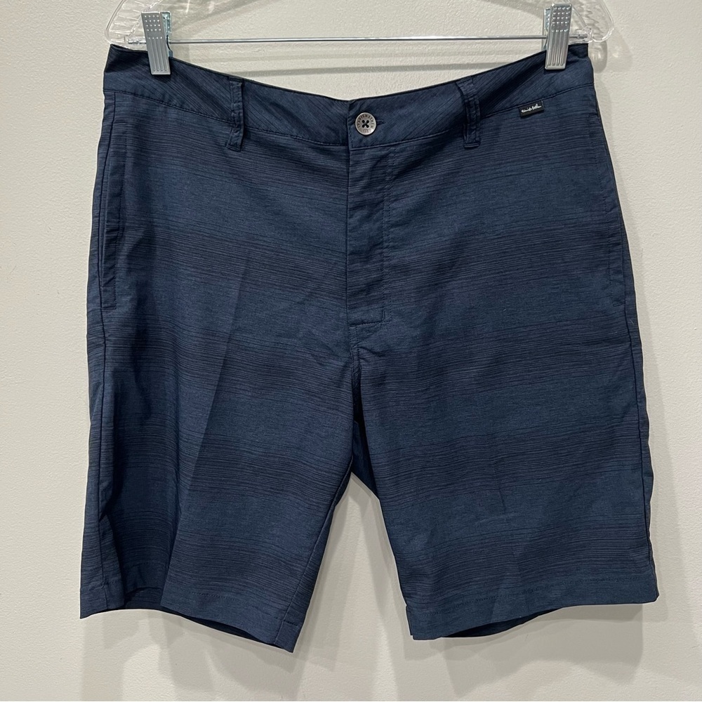 Travis Mathew Golf Shorts Men’s Size 32